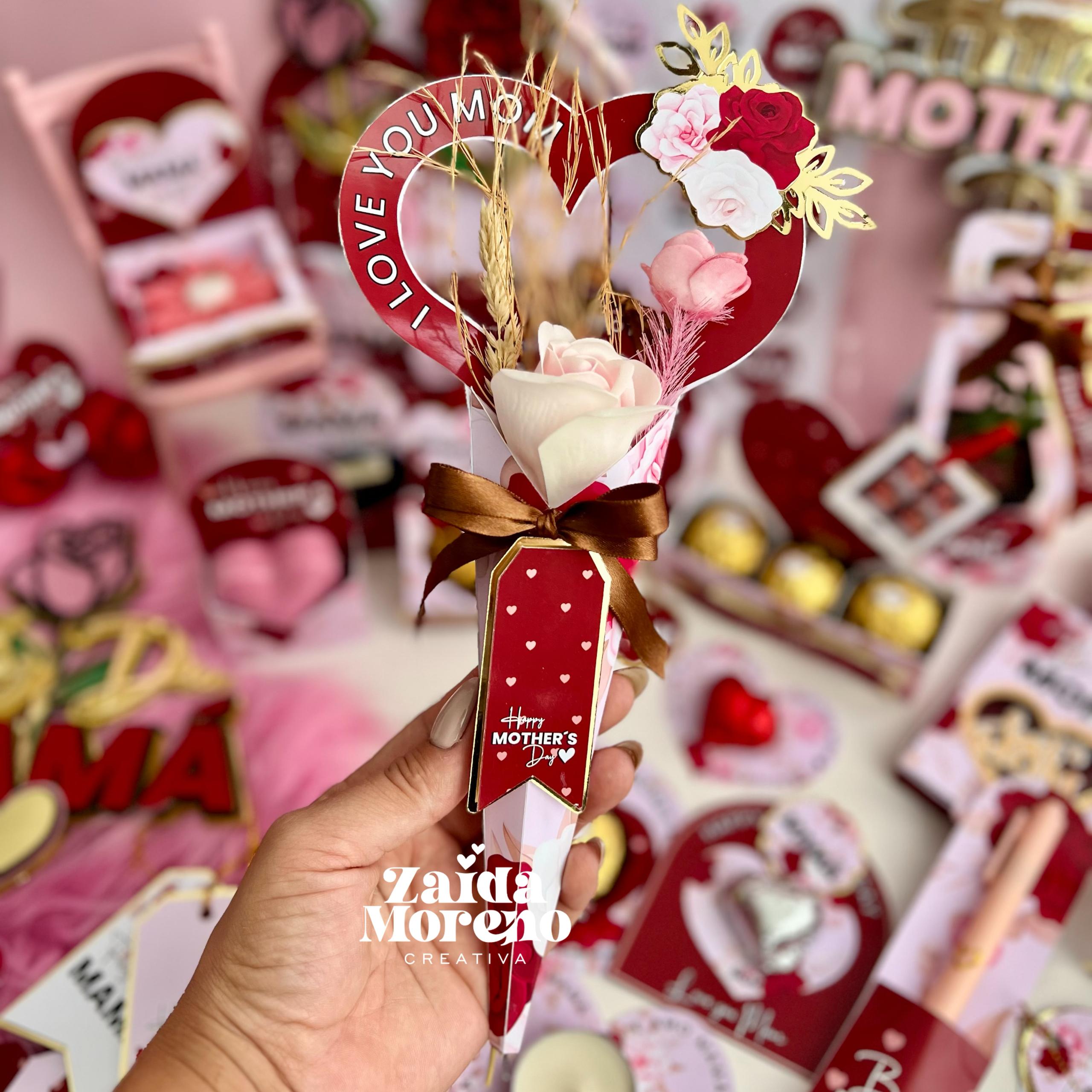 PORTA FLOR CORAZON MAMÁ FLORAL